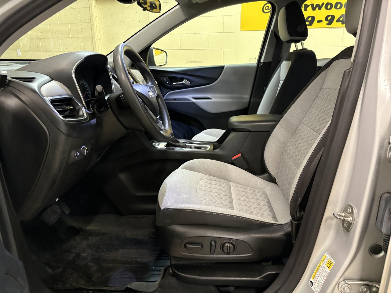 2022 Chevrolet Equinox LS Photo