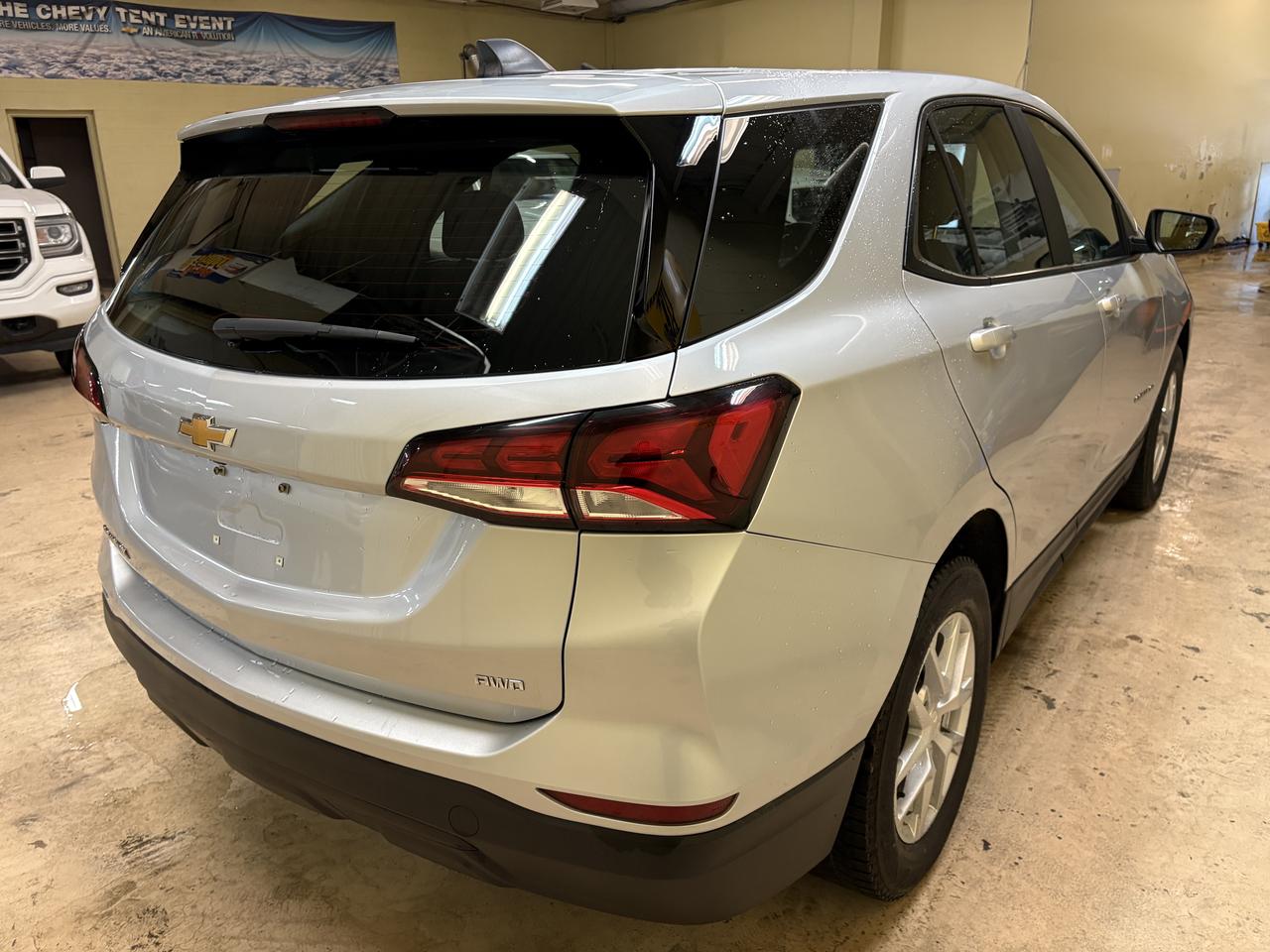 2022 Chevrolet Equinox LS Photo
