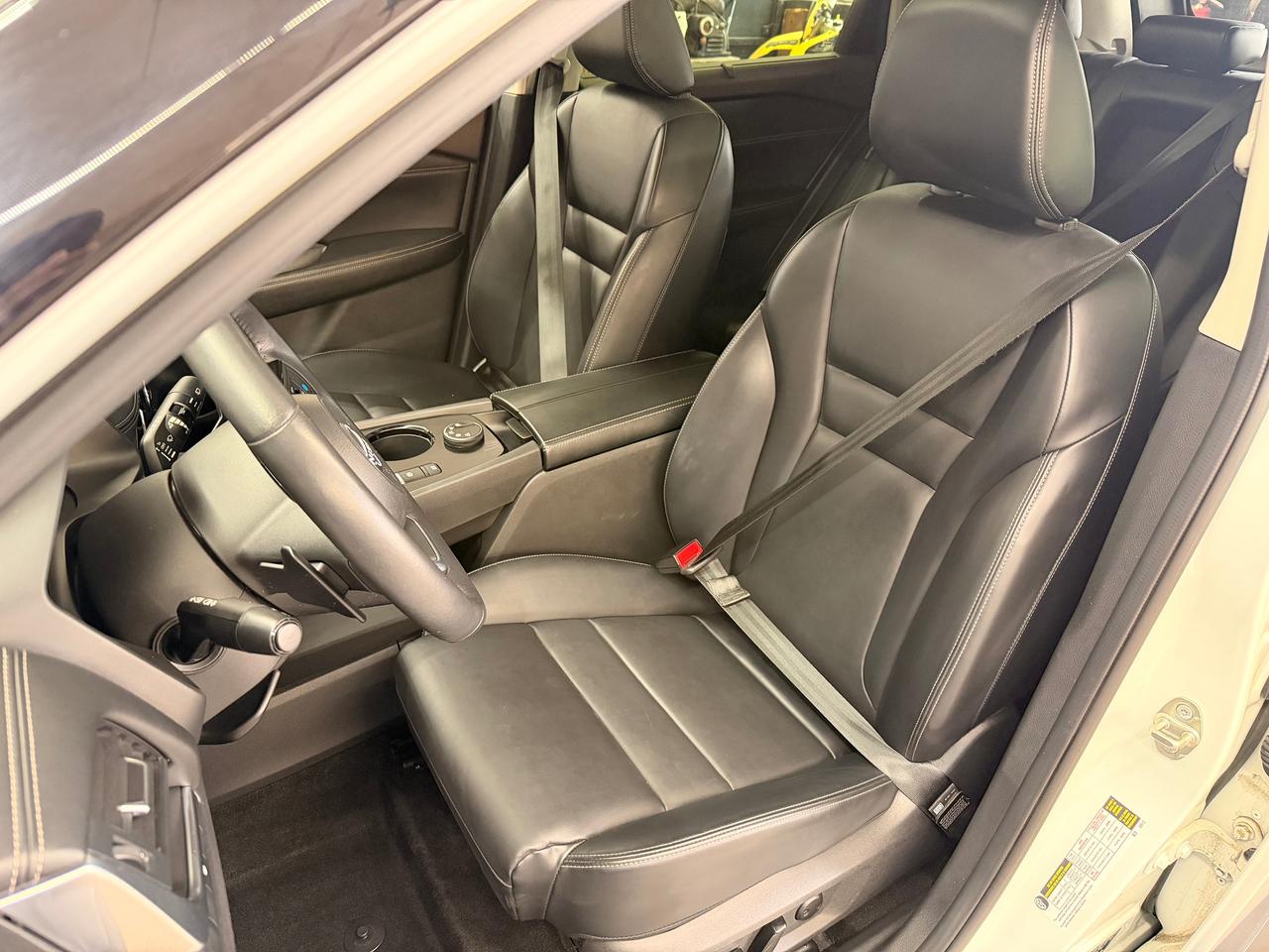 2023 Nissan Rogue SV AWD Midnight Edition+New Tires+CLEAN CARFAX Photo