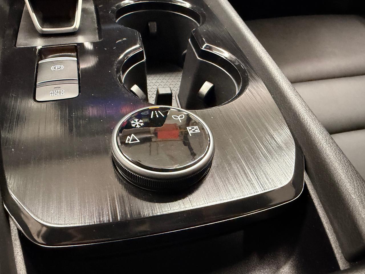 2023 Nissan Rogue SV AWD Midnight Edition+New Tires+CLEAN CARFAX Photo