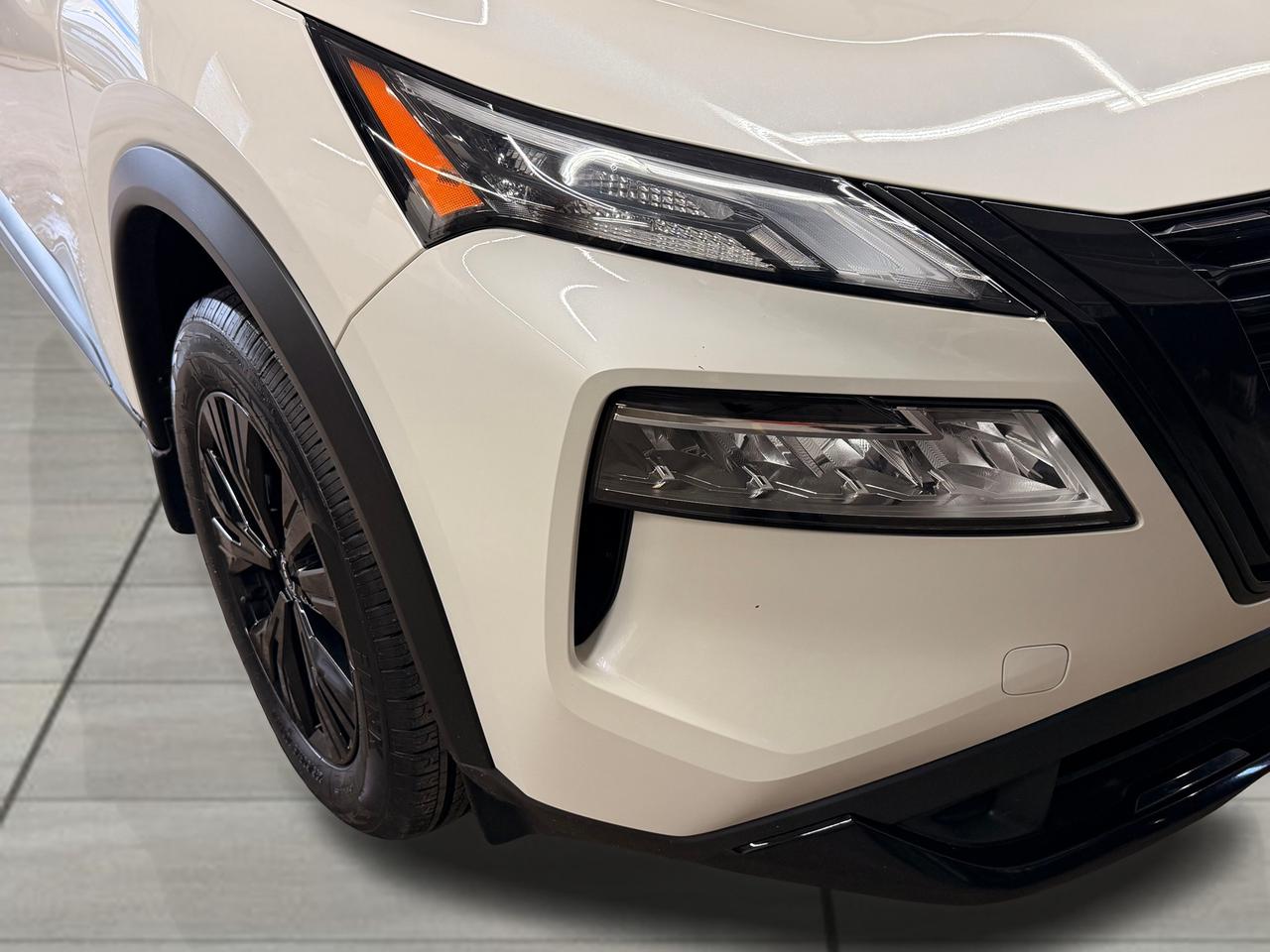 2023 Nissan Rogue SV AWD Midnight Edition+New Tires+CLEAN CARFAX Photo