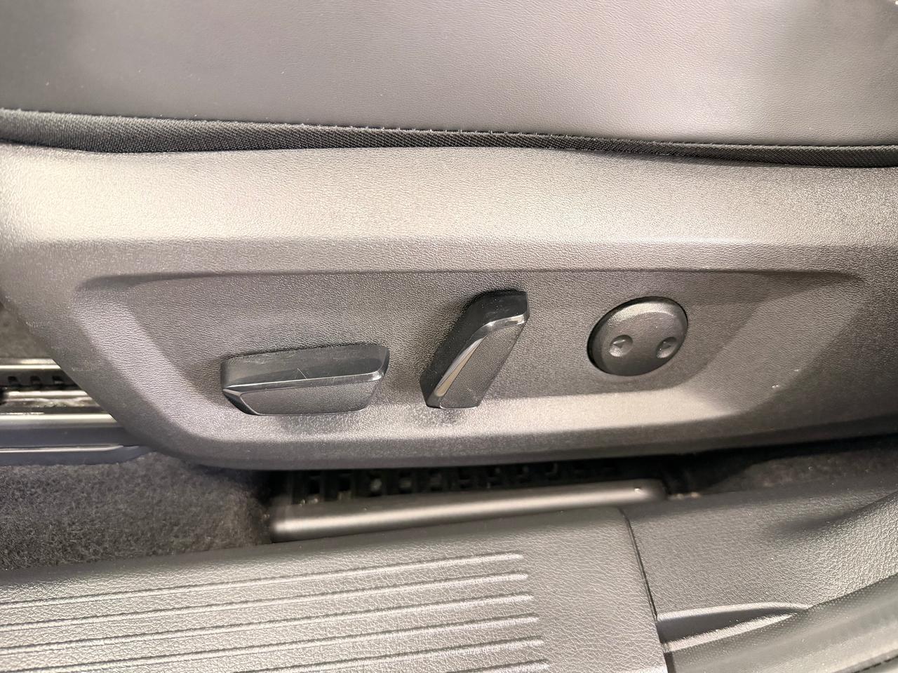 2023 Nissan Rogue SV AWD Midnight Edition+New Tires+CLEAN CARFAX Photo59