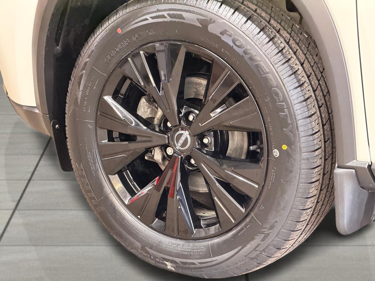 2023 Nissan Rogue SV AWD Midnight Edition+New Tires+CLEAN CARFAX Photo