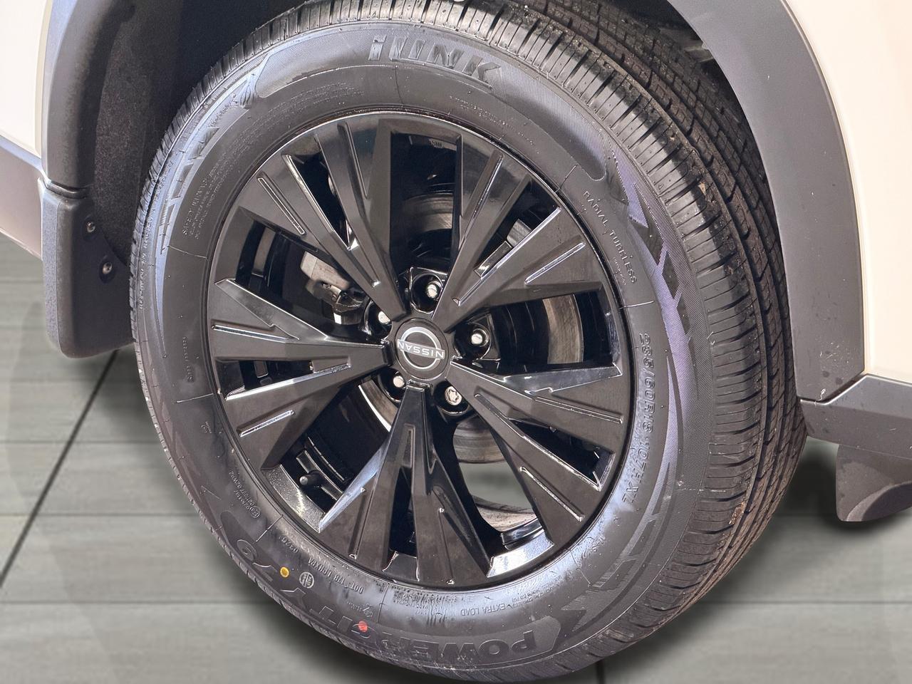 2023 Nissan Rogue SV AWD Midnight Edition+New Tires+CLEAN CARFAX Photo