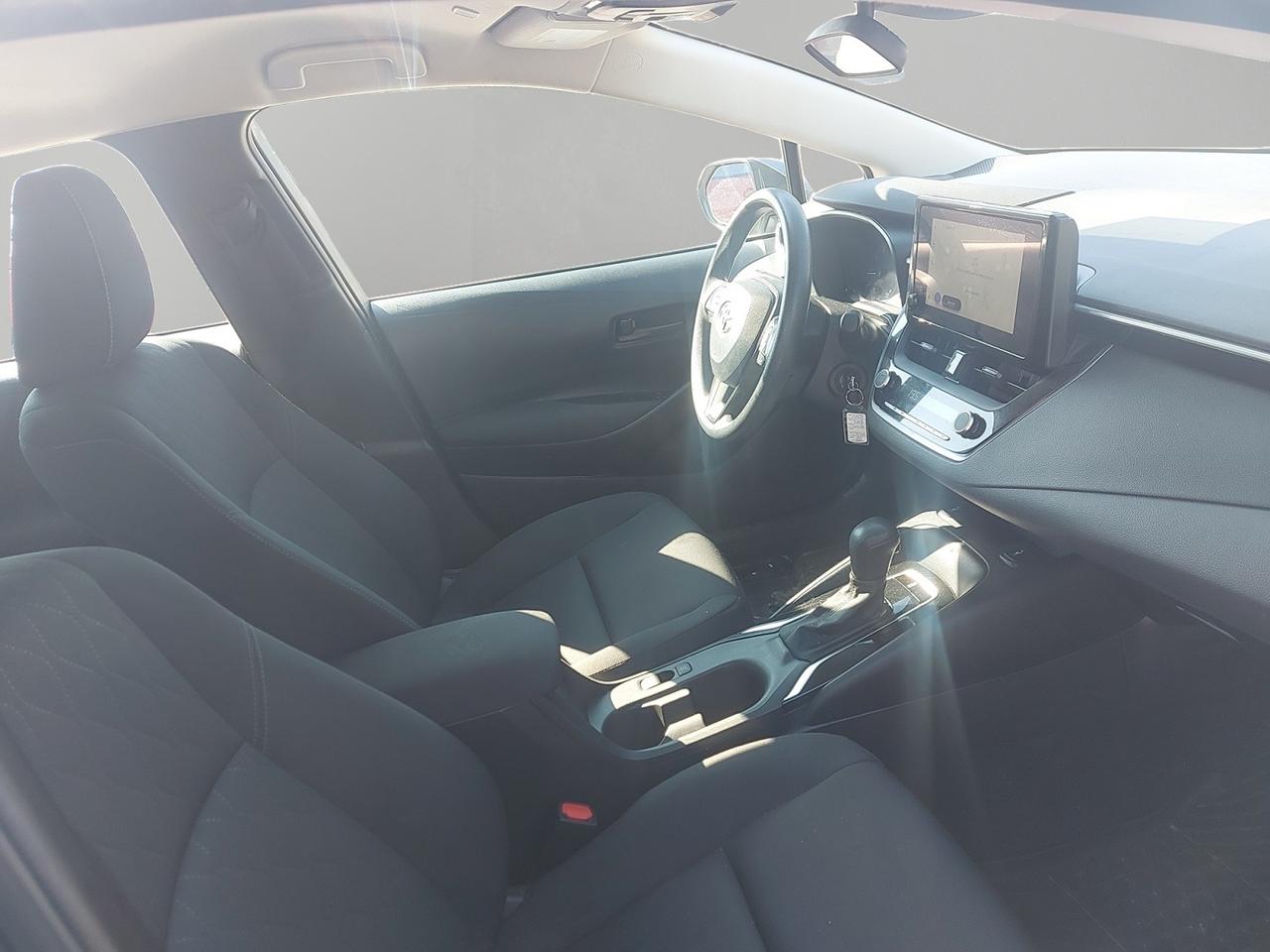 2023 Toyota Corolla LE Photo
