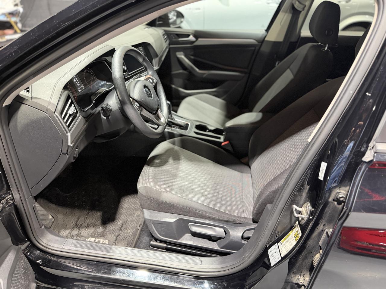 2020 Volkswagen Jetta Comfortline AUTO Photo
