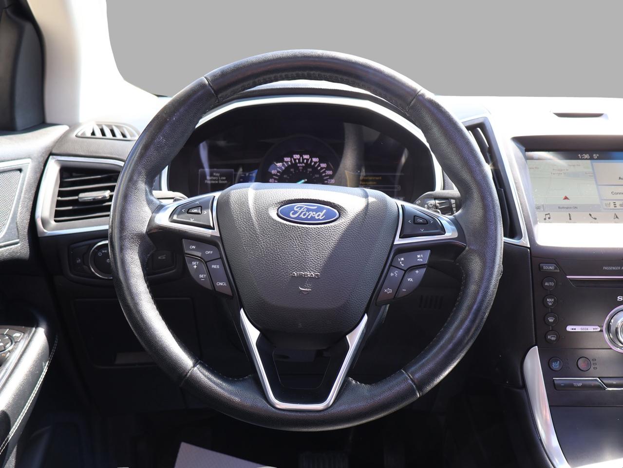 2018 Ford Edge V6 TITANIUM AWD CERTIFIED *2nd WINTER* CAMERA NAV BLUETOOTH LEATHER HEATED SEATS PANO ROOF CRUISE ALLOYS Photo