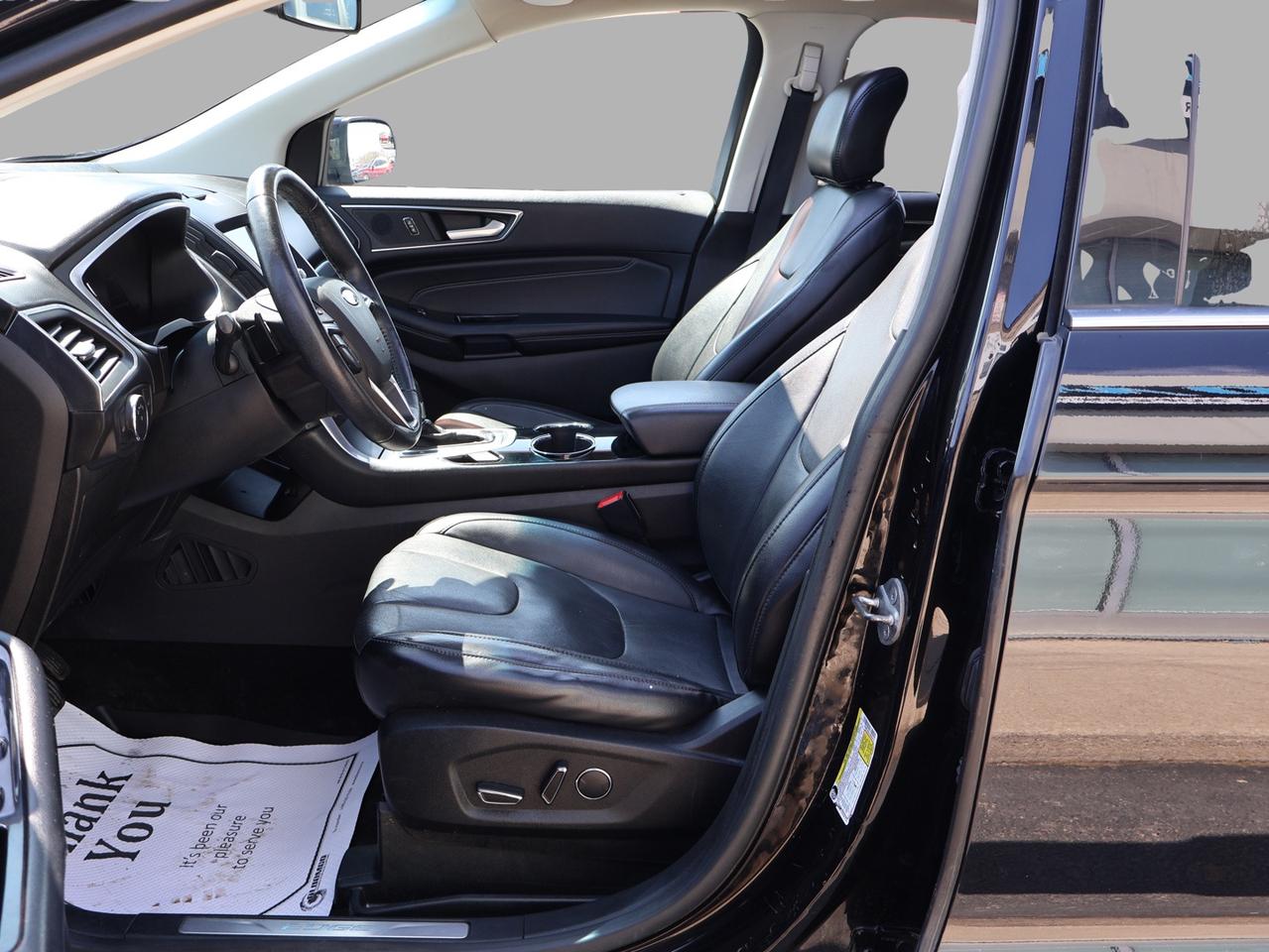 2018 Ford Edge V6 TITANIUM AWD CERTIFIED *2nd WINTER* CAMERA NAV BLUETOOTH LEATHER HEATED SEATS PANO ROOF CRUISE ALLOYS Photo