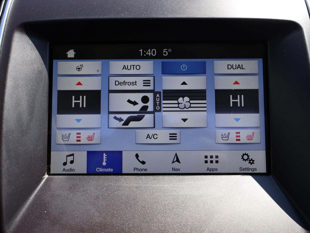 2018 Ford Edge V6 TITANIUM AWD CERTIFIED *2nd WINTER* CAMERA NAV BLUETOOTH LEATHER HEATED SEATS PANO ROOF CRUISE ALLOYS Photo