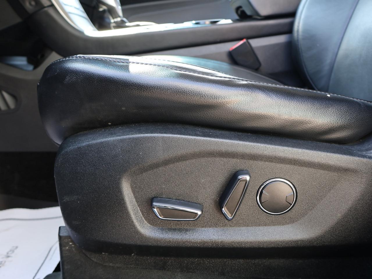 2018 Ford Edge V6 TITANIUM AWD CERTIFIED *2nd WINTER* CAMERA NAV BLUETOOTH LEATHER HEATED SEATS PANO ROOF CRUISE ALLOYS Photo