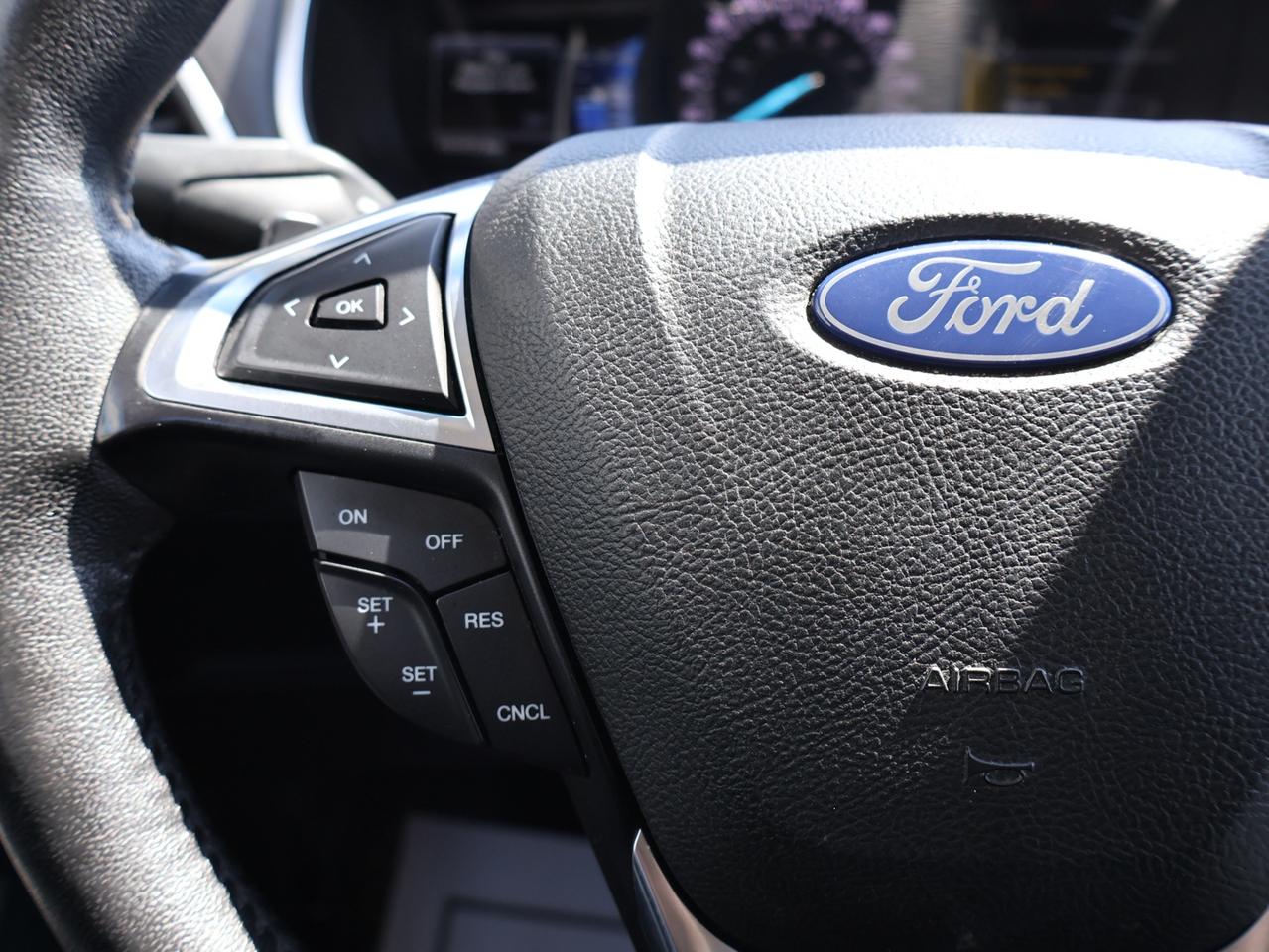 2018 Ford Edge V6 TITANIUM AWD CERTIFIED *2nd WINTER* CAMERA NAV BLUETOOTH LEATHER HEATED SEATS PANO ROOF CRUISE ALLOYS Photo