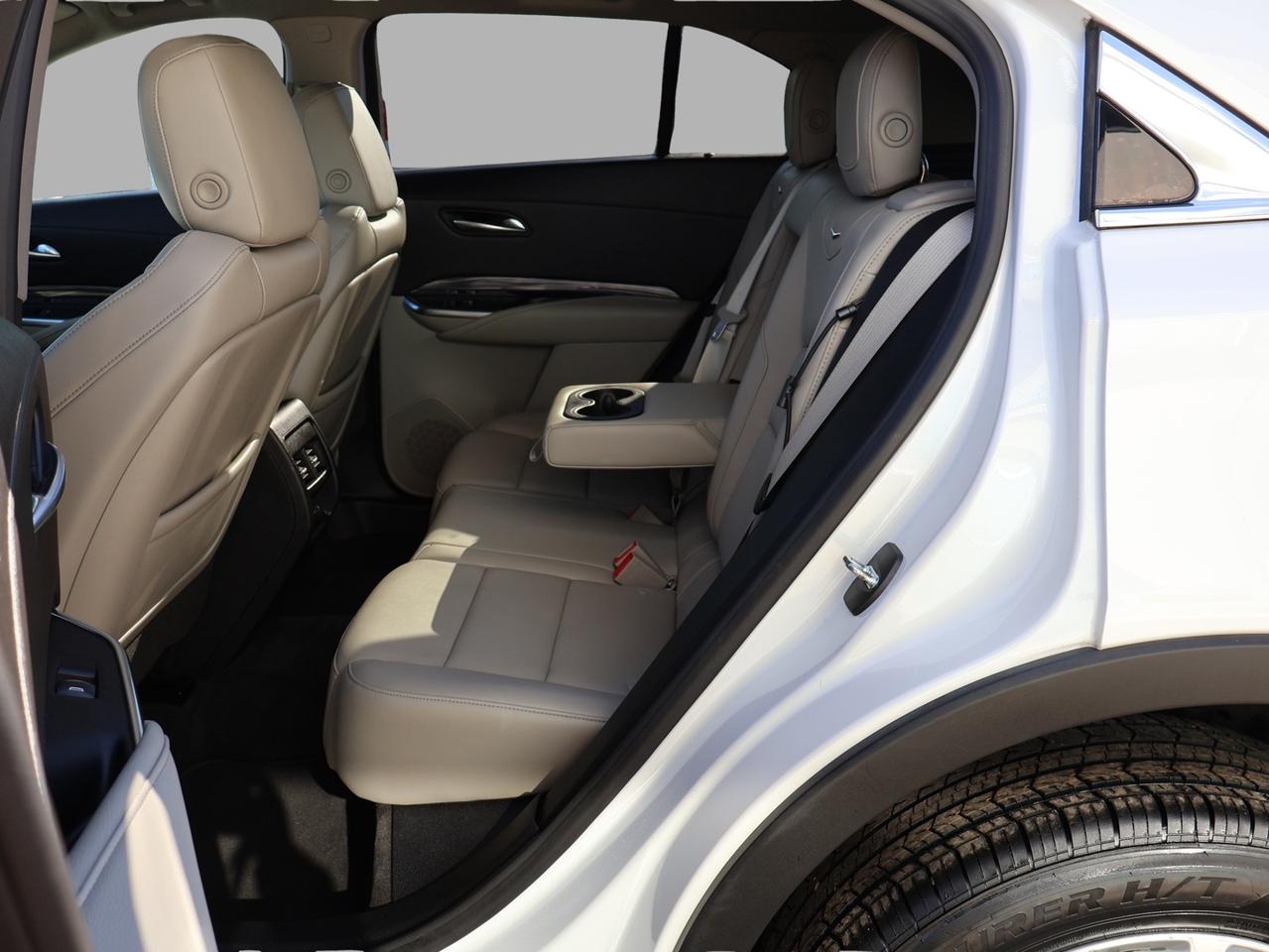 2020 Cadillac XT4 LUXURY AWD CERTIFIED *CADILLAC MAINTAIN* CAMERA BLUETOOTH HEATED LEATHER/STEERING CRUISE ALLOYS Photo