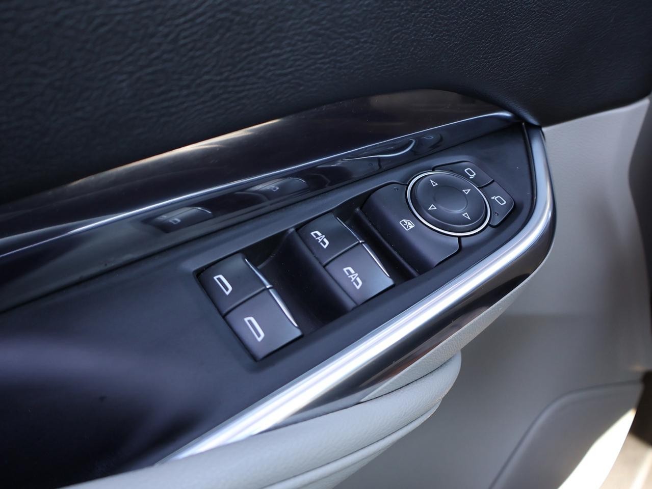 2020 Cadillac XT4 LUXURY AWD CERTIFIED *CADILLAC MAINTAIN* CAMERA BLUETOOTH HEATED LEATHER/STEERING CRUISE ALLOYS Photo