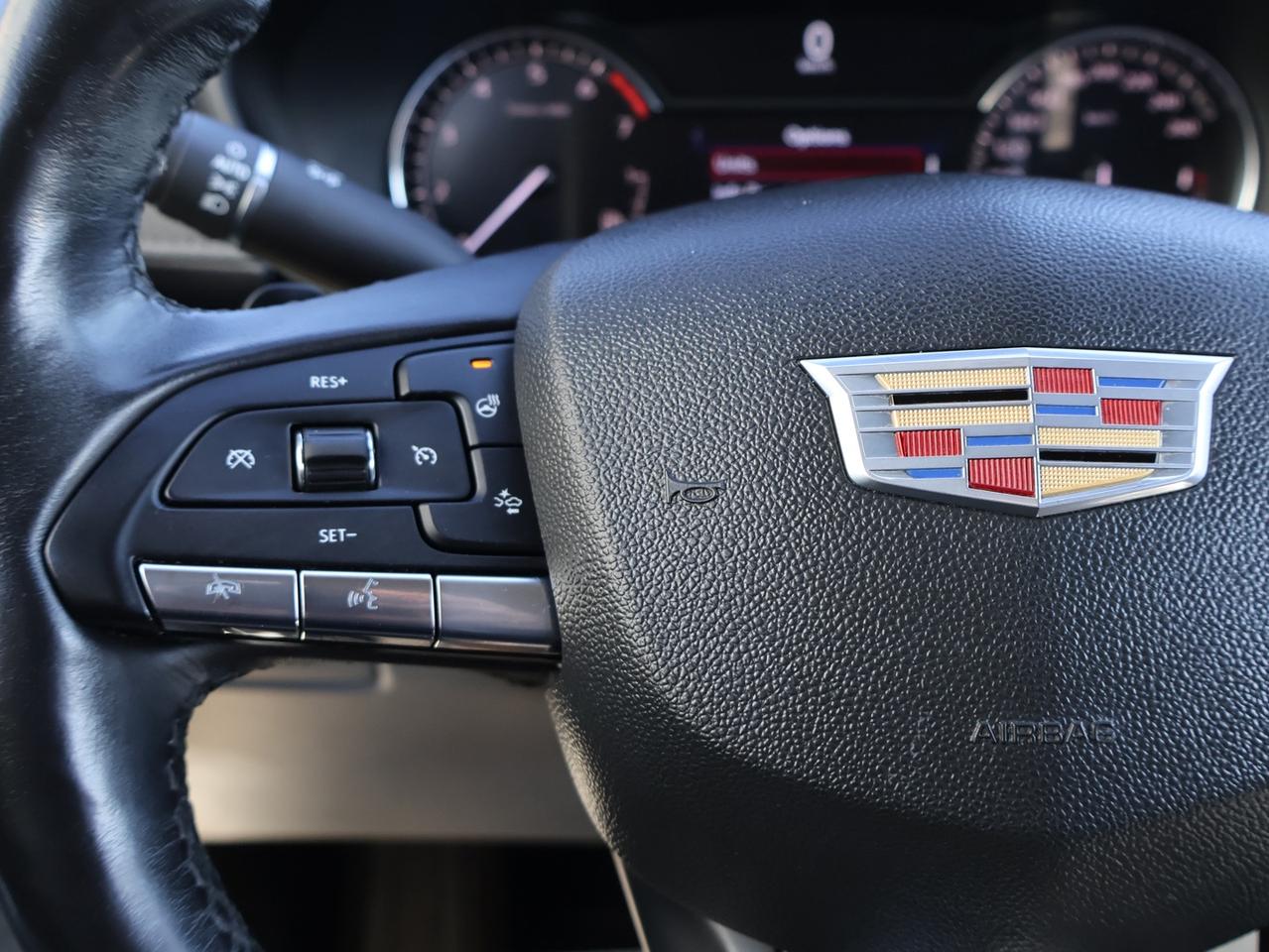 2020 Cadillac XT4 LUXURY AWD CERTIFIED *CADILLAC MAINTAIN* CAMERA BLUETOOTH HEATED LEATHER/STEERING CRUISE ALLOYS Photo