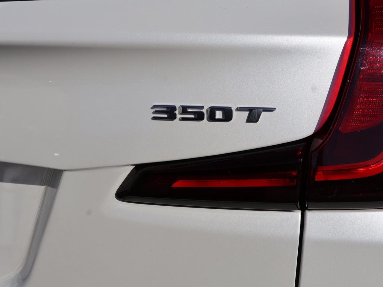 2020 Cadillac XT4 LUXURY AWD CERTIFIED *CADILLAC MAINTAIN* CAMERA BLUETOOTH HEATED LEATHER/STEERING CRUISE ALLOYS Photo