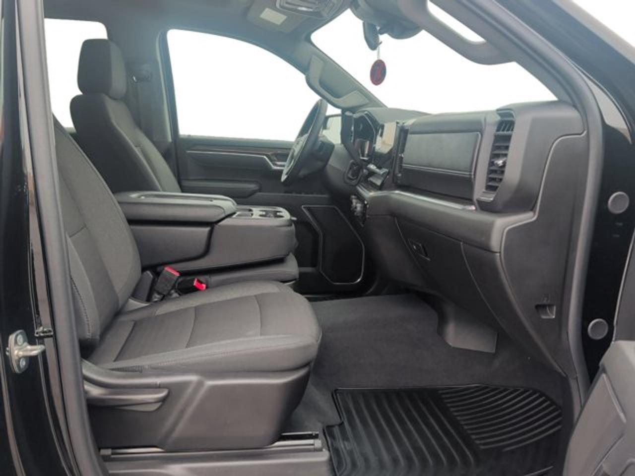 2026 Chevrolet Silverado 1500 LT - Photo #12