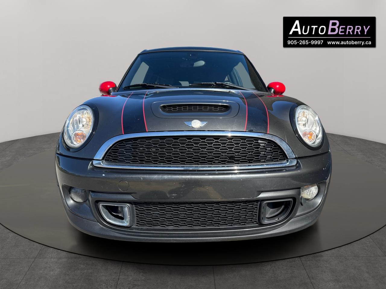 2012 MINI Cooper Clubman 2dr Cpe S Photo2