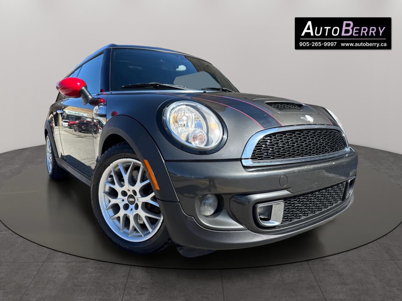 2012 MINI Cooper Clubman 2dr Cpe S Photo