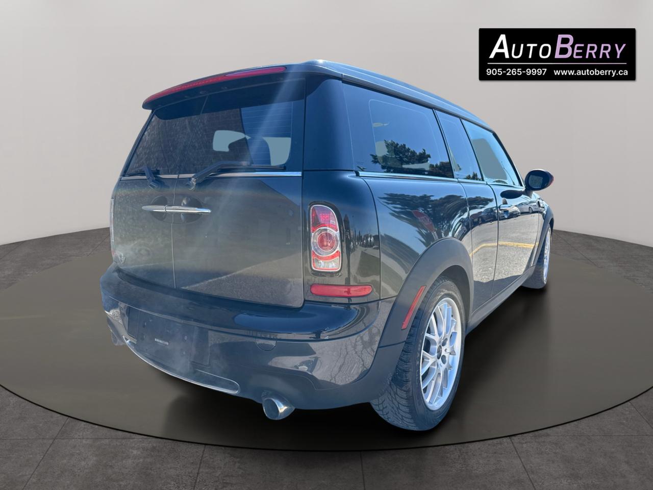 2012 MINI Cooper Clubman 2dr Cpe S Photo