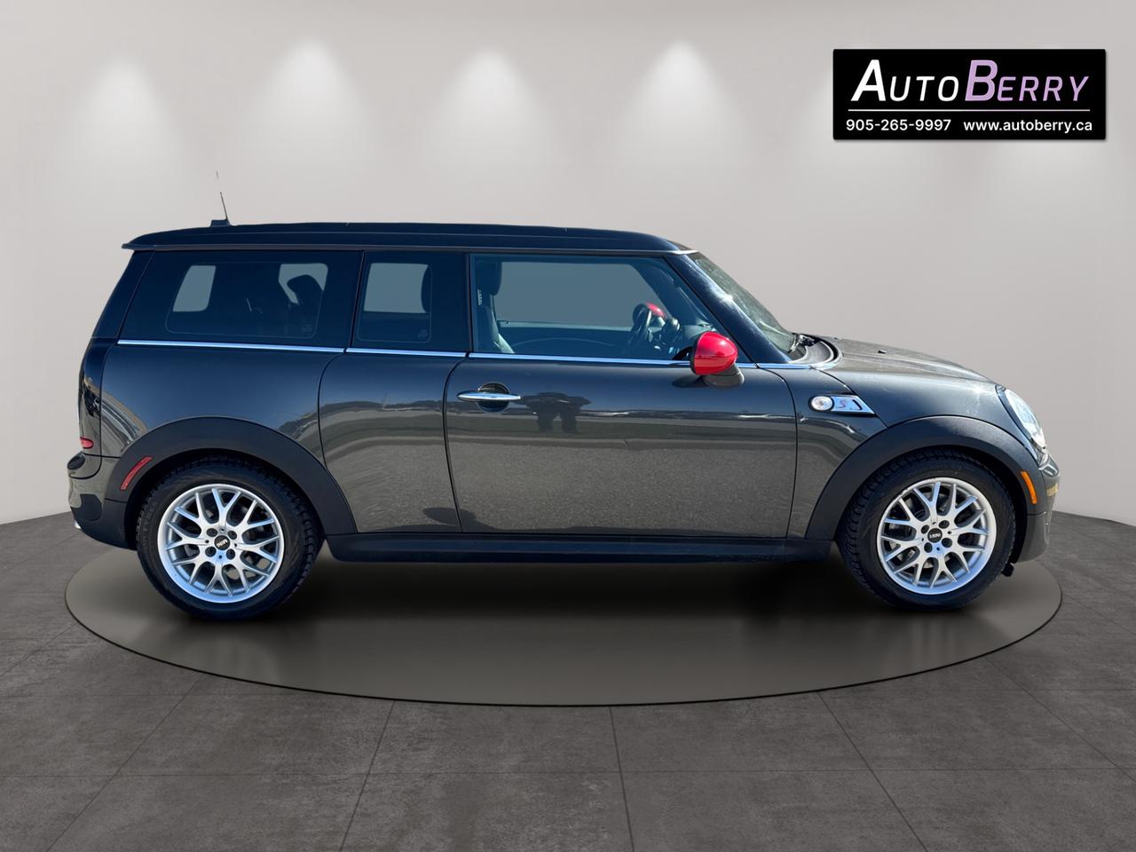 2012 MINI Cooper Clubman 2dr Cpe S Photo