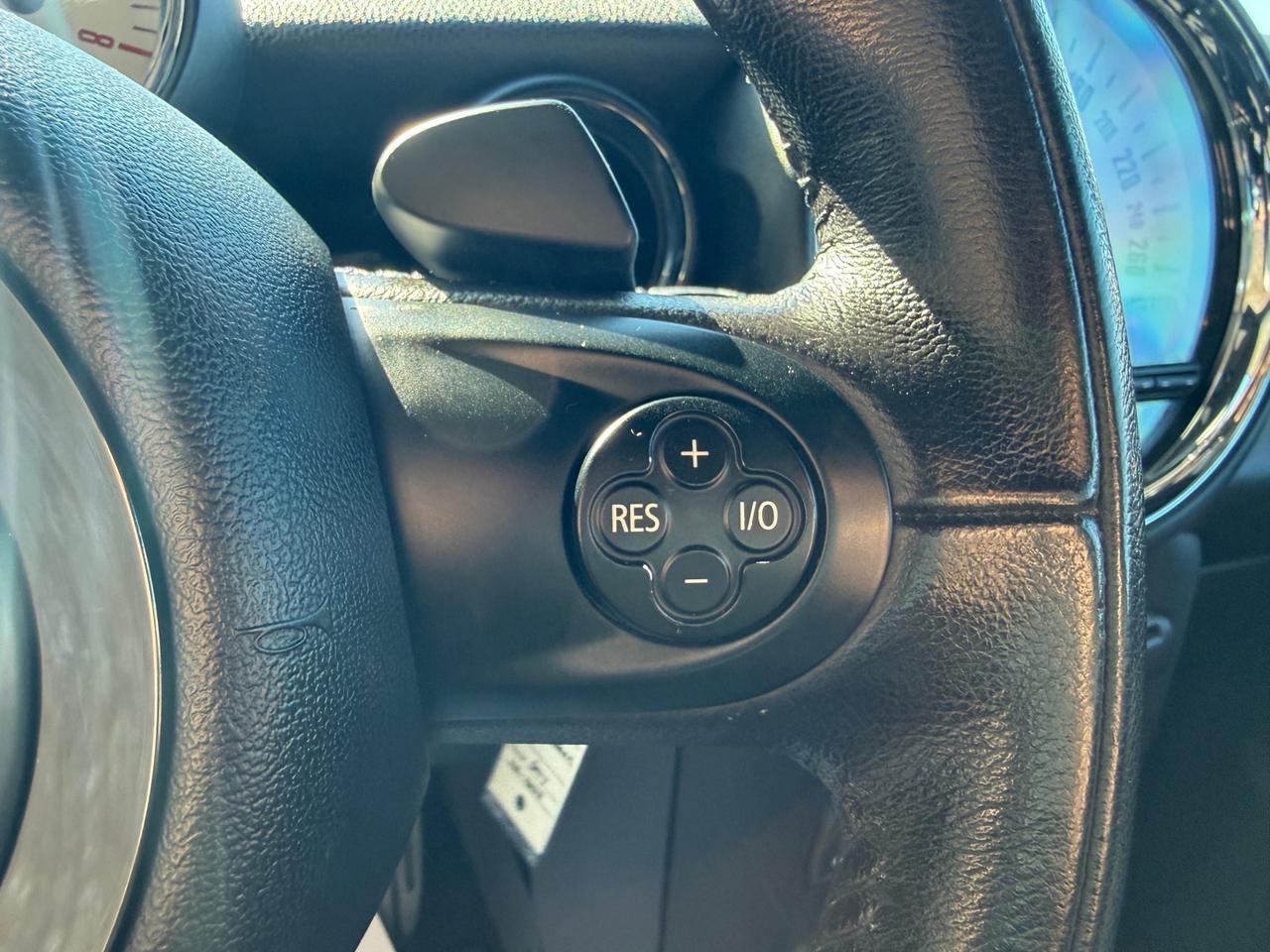 2012 MINI Cooper Clubman 2dr Cpe S Photo