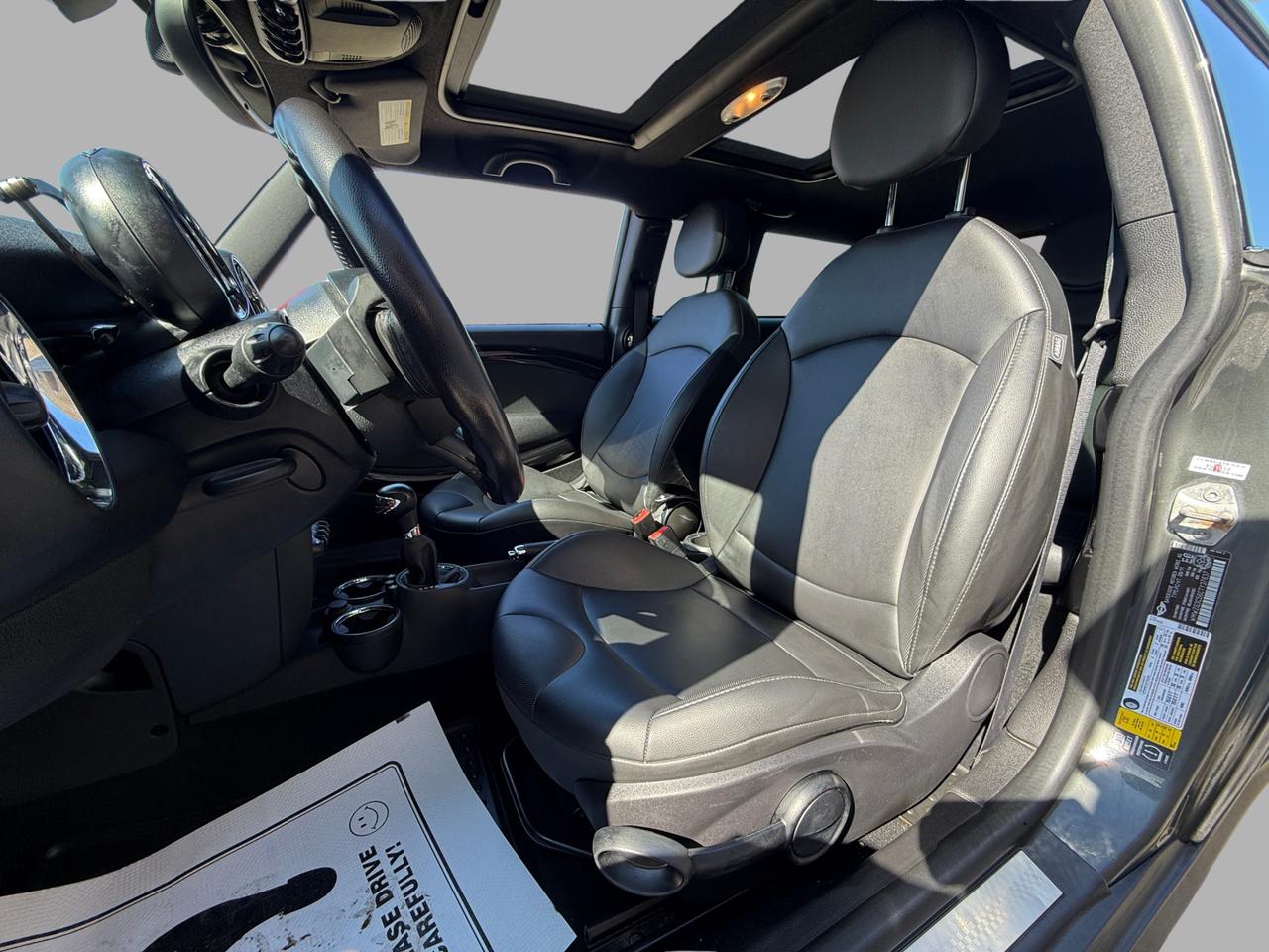 2012 MINI Cooper Clubman 2dr Cpe S Photo