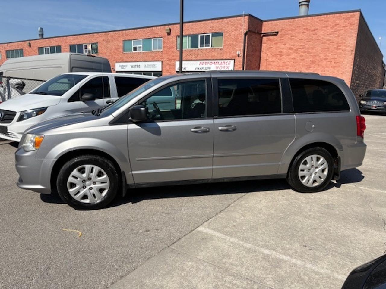 2013 Dodge Grand Caravan SXT ONLY 86KM-FULL STOW N GO-CERTIFIED! Photo