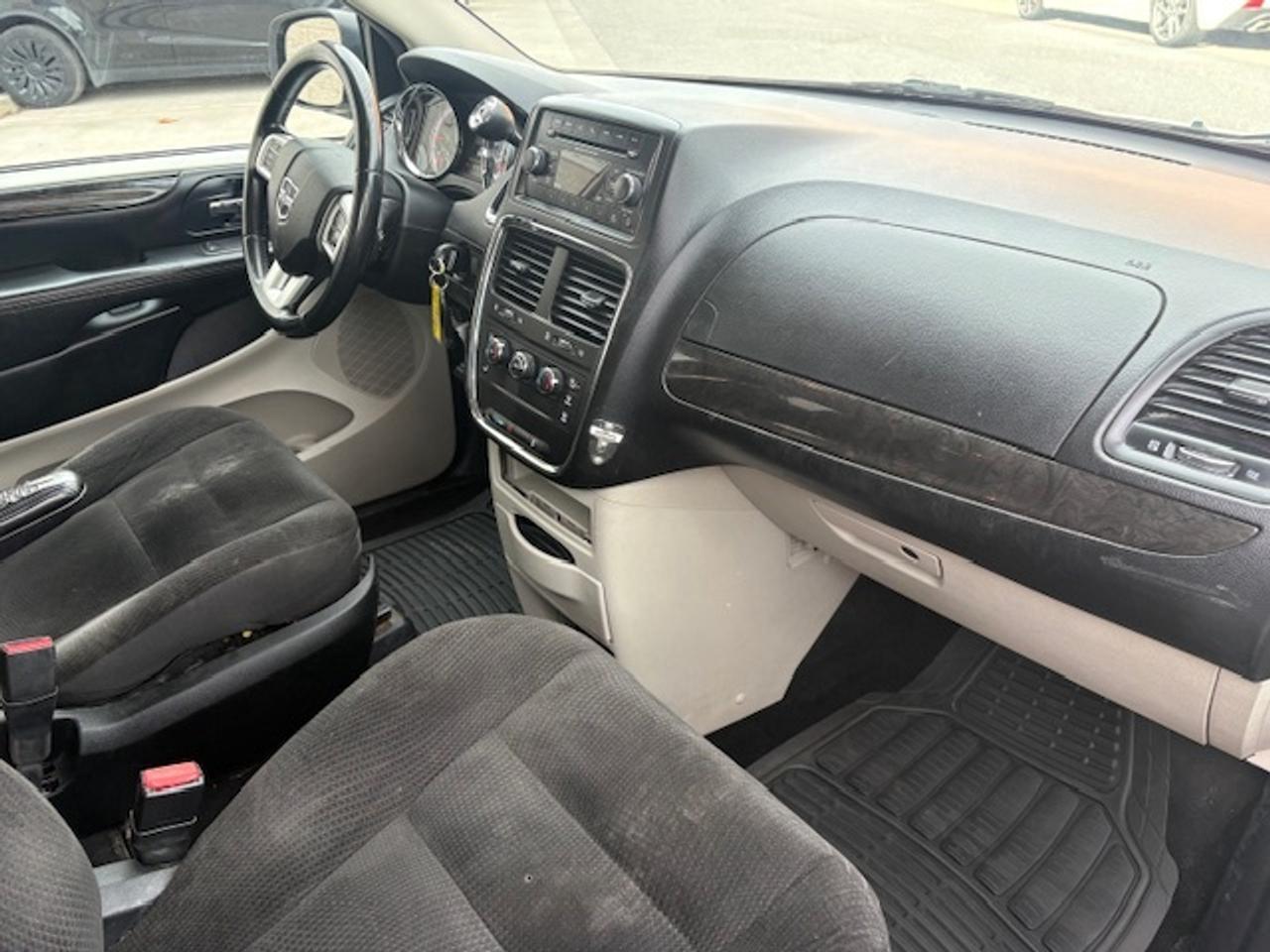 2017 Dodge Grand Caravan SE ONLY 90KM-1 OWNER-CERTIFIED-7 PASSENGER! Photo