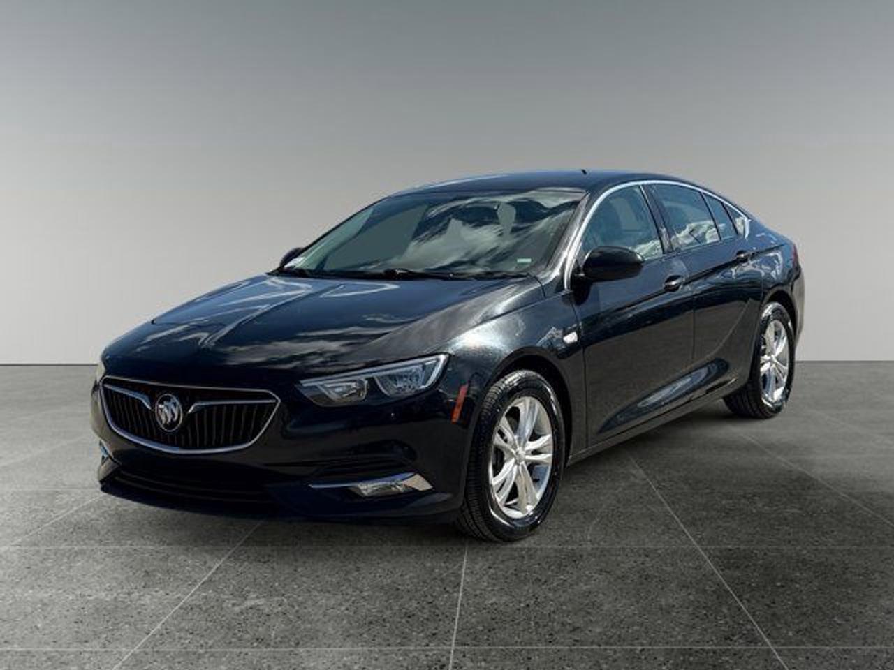 2019 Buick Regal Sportback Preferred II - Photo #1