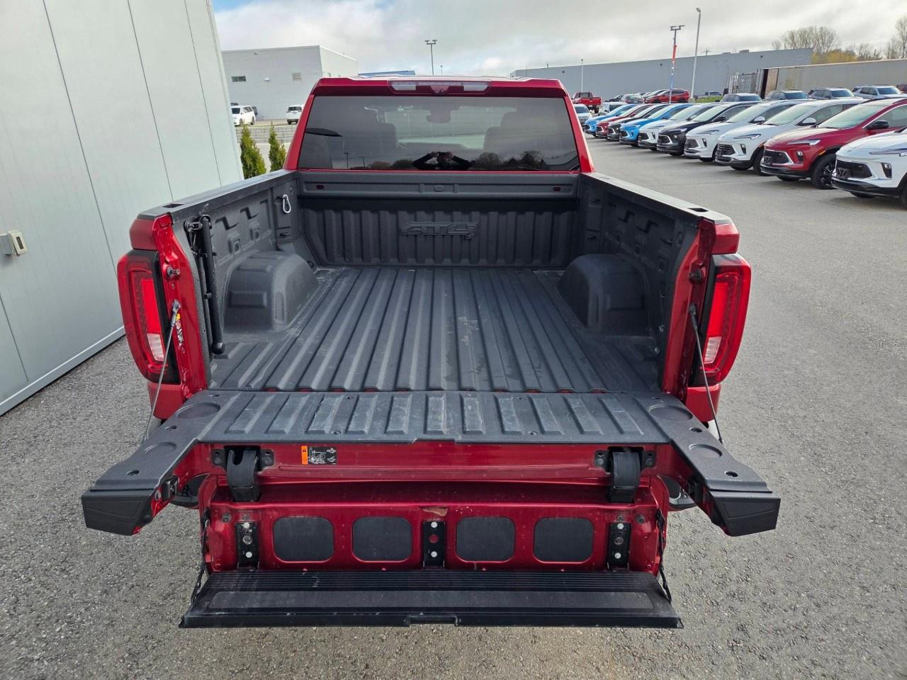2023 GMC Sierra 1500 Crew Cab Short Box 4-Wheel Drive AT4 Photo