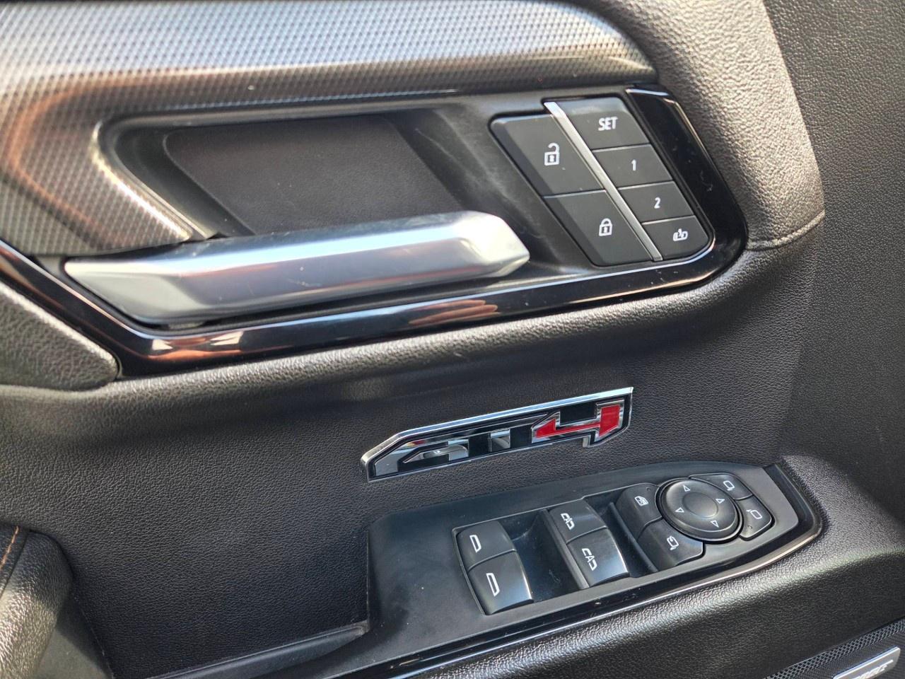 2023 GMC Sierra 1500 Crew Cab Short Box 4-Wheel Drive AT4 Photo