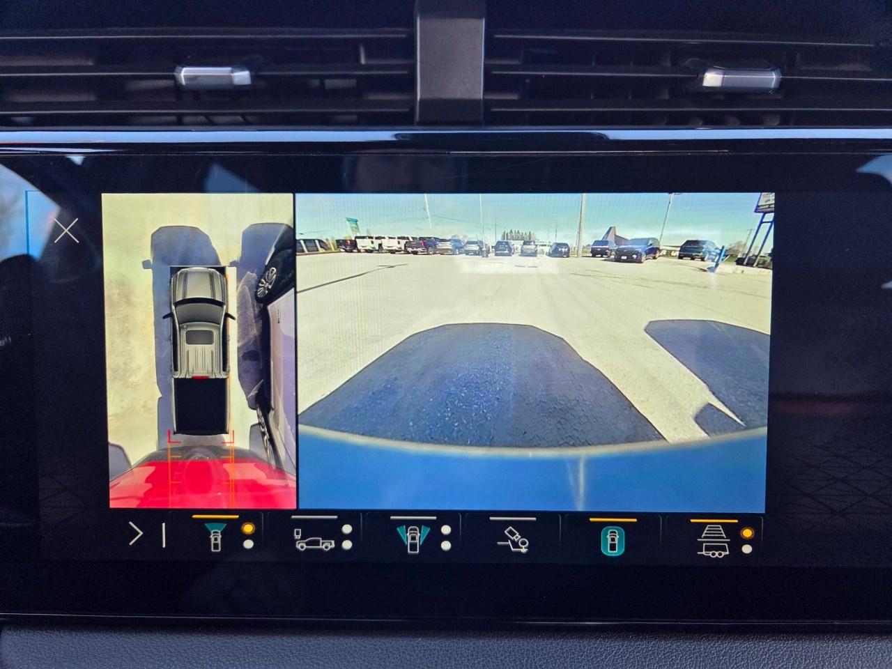 2023 GMC Sierra 1500 Crew Cab Short Box 4-Wheel Drive AT4 Photo