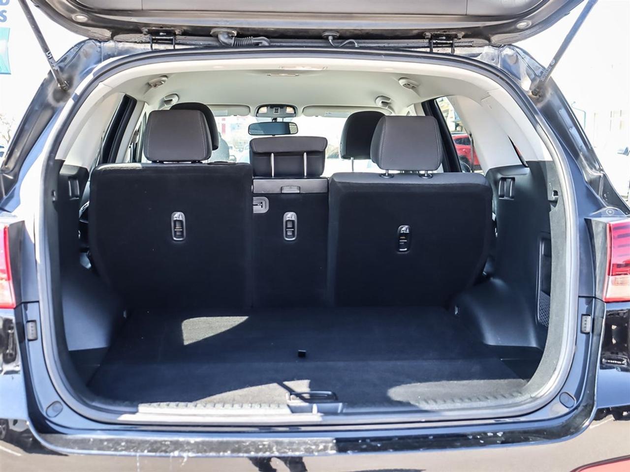 2020 Kia Sorento LX AWD Photo