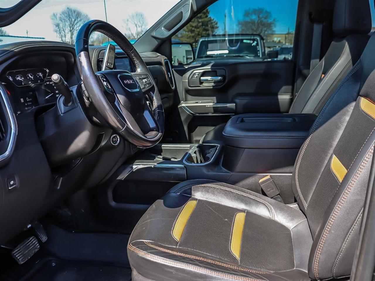 2021 GMC Sierra 1500 4WD Crew Cab 147 AT4 Photo