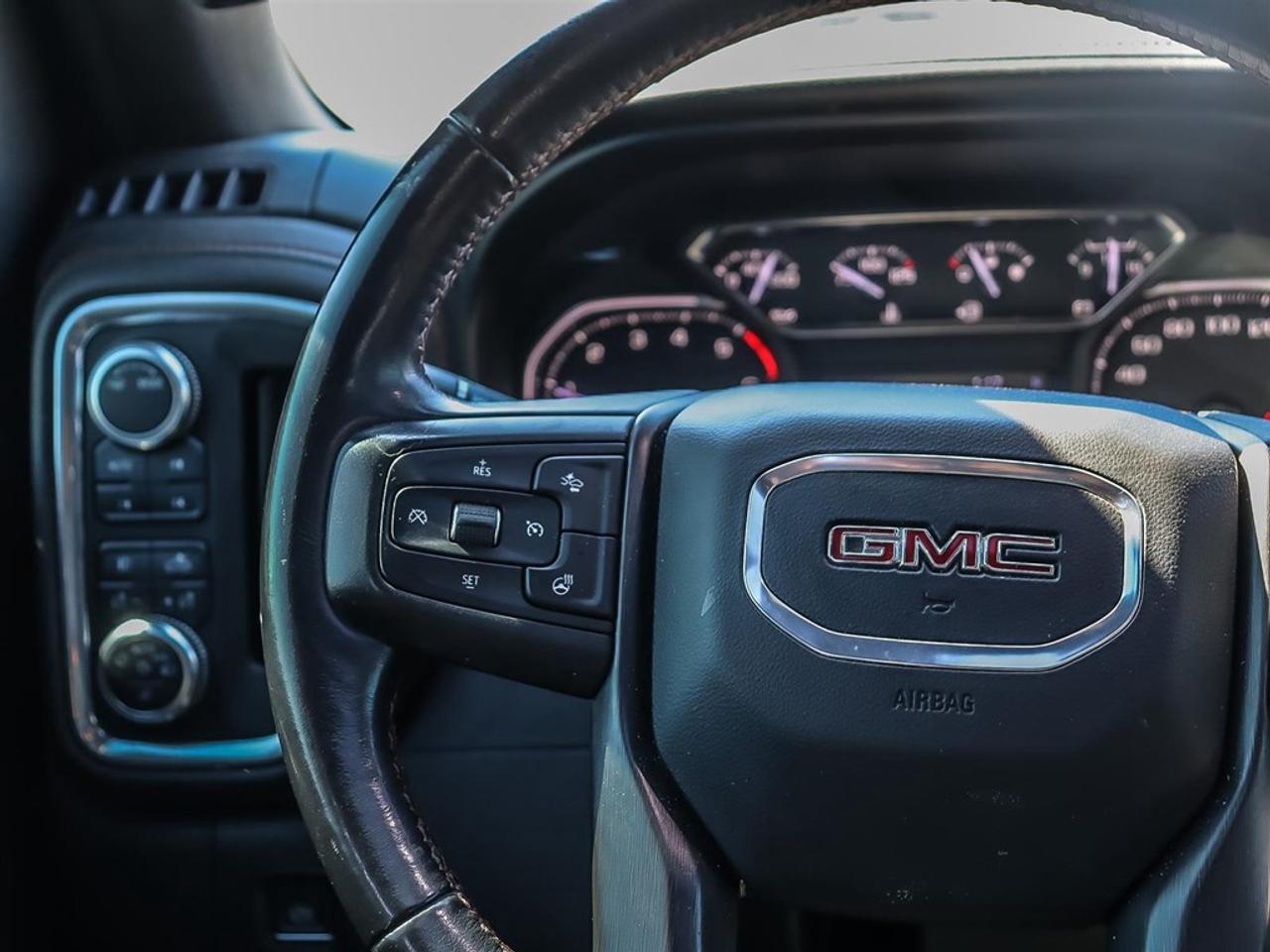 2021 GMC Sierra 1500 4WD Crew Cab 147 AT4 Photo