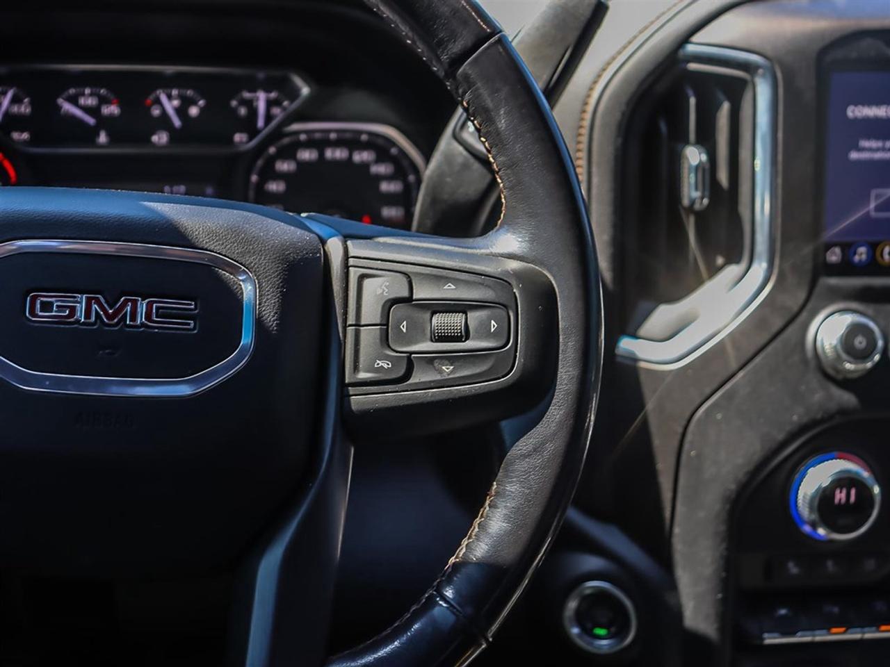 2021 GMC Sierra 1500 4WD Crew Cab 147 AT4 Photo