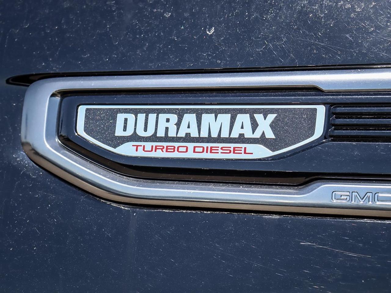 2021 GMC Sierra 1500 4WD Crew Cab 147 AT4 Photo