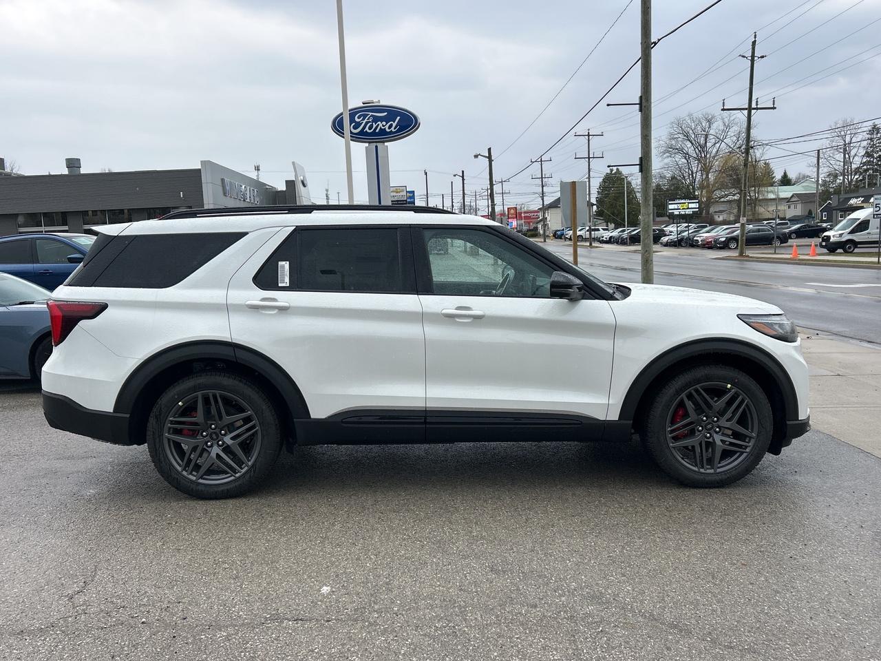 2026 Ford Explorer ST 4WD 400A Photo