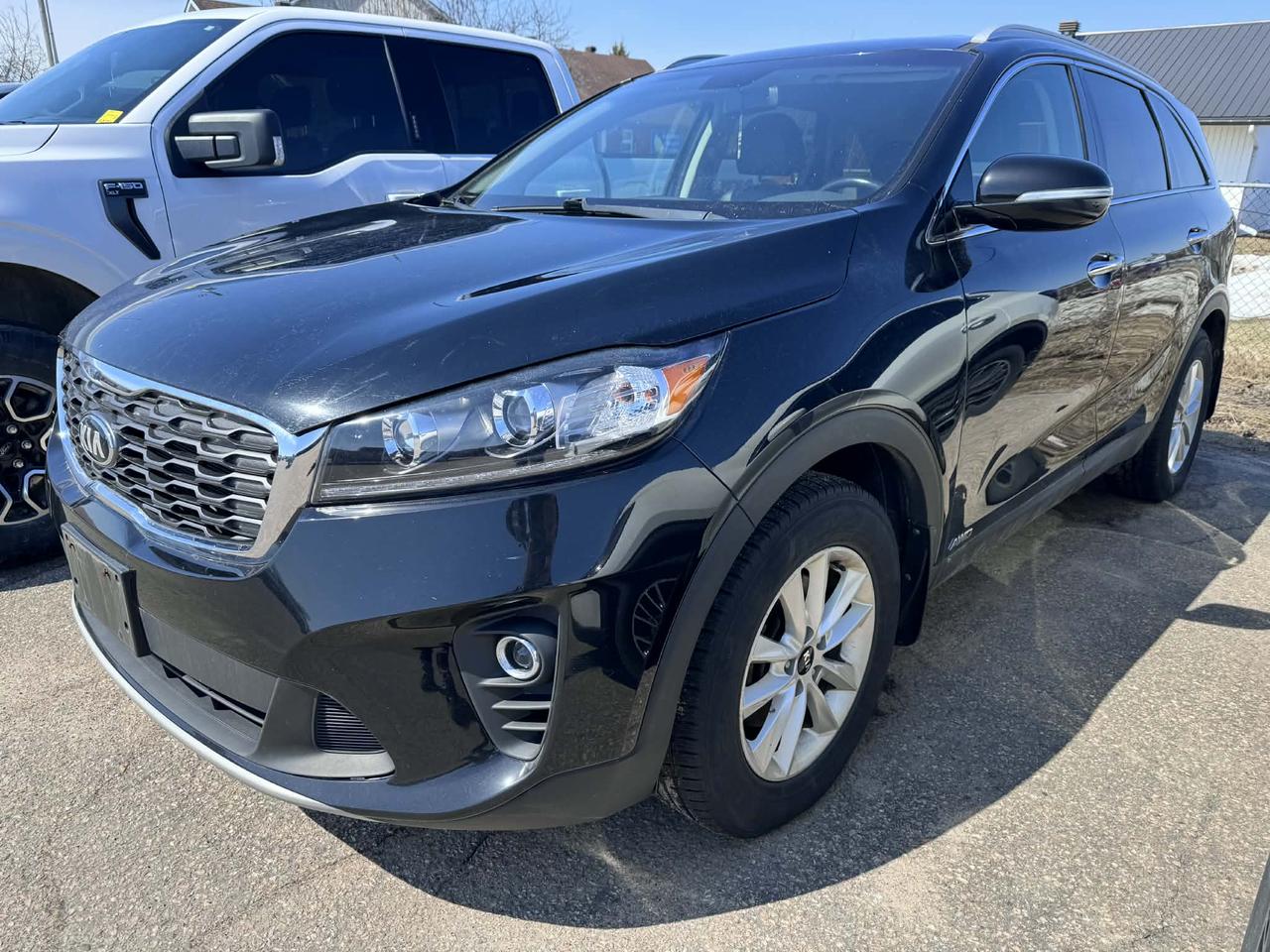 2019 Kia Sorento EX 2.4 Photo0
