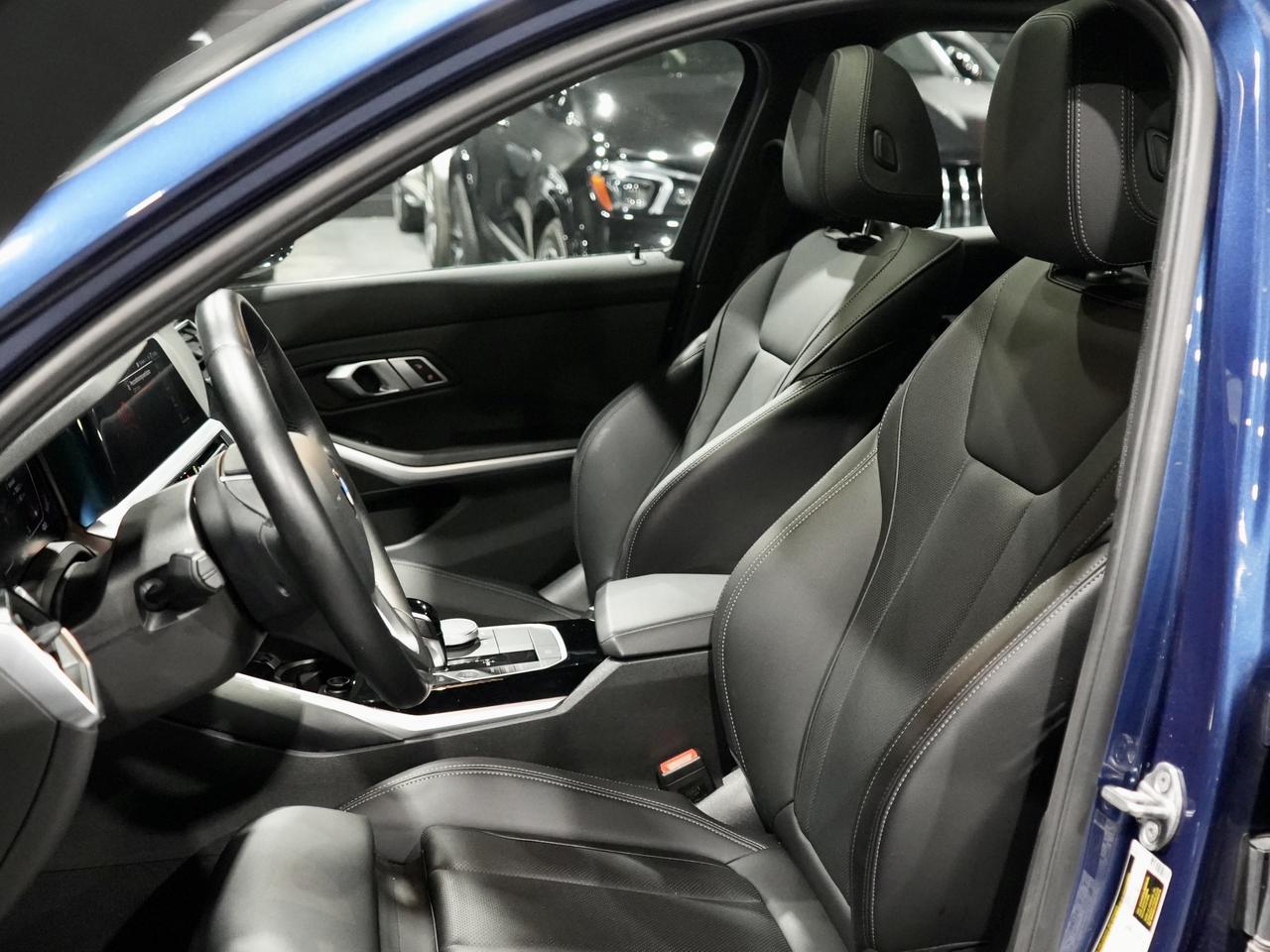 2022 BMW 330i xDrive|ROOF|CAM|DRIVE ASSIST|NAV|NO ACCIDENTS Photo