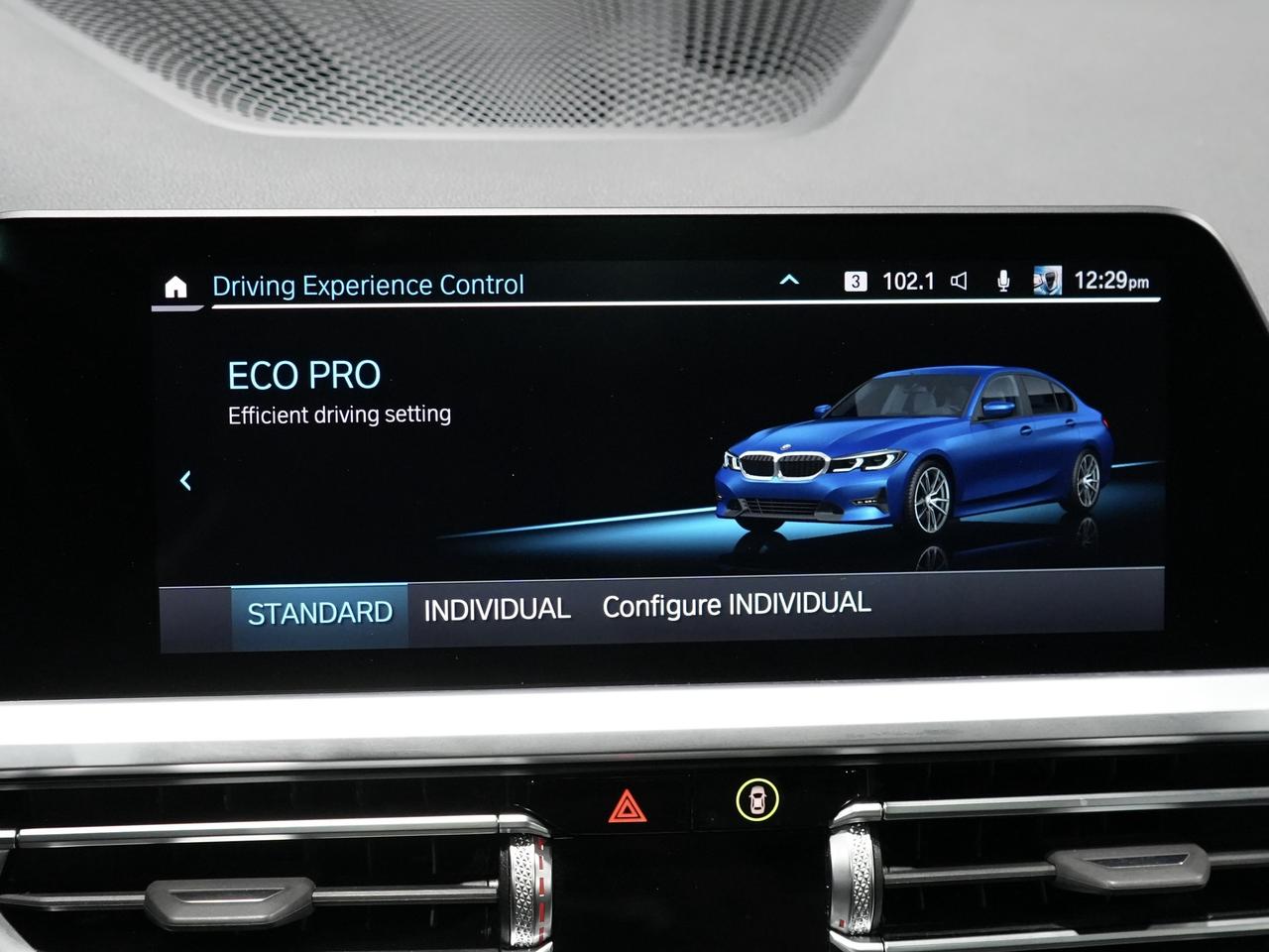 2022 BMW 330i xDrive|ROOF|CAM|DRIVE ASSIST|NAV|NO ACCIDENTS Photo