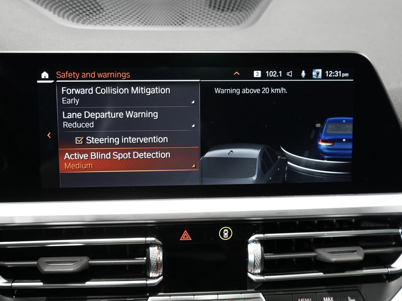 2022 BMW 330i xDrive|ROOF|CAM|DRIVE ASSIST|NAV|NO ACCIDENTS Photo