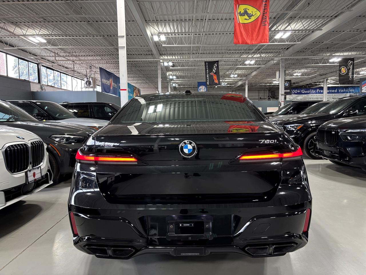 2024 BMW 7 Series 760i xDrive|MPKG|NO LUX TAX|AUTODOORS|SWAROVSKI|+ Photo