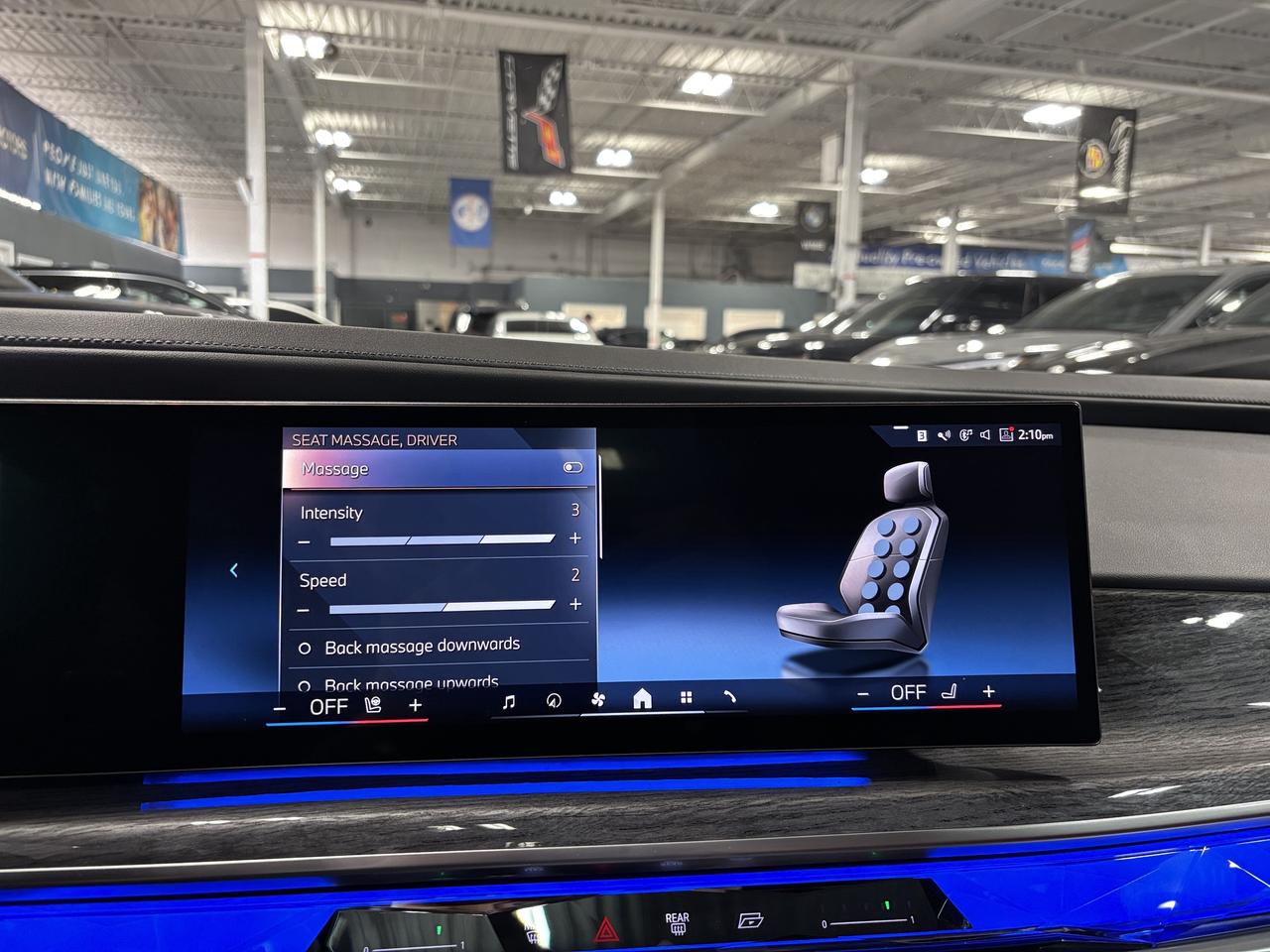 2024 BMW 7 Series 760i xDrive|MPKG|NO LUX TAX|AUTODOORS|SWAROVSKI|+ Photo