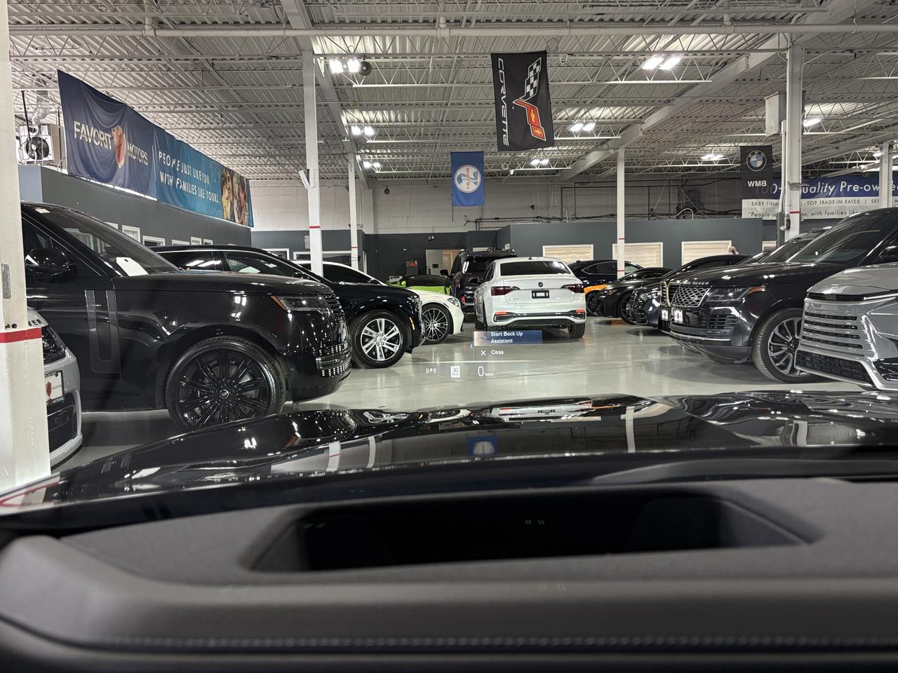 2024 BMW 7 Series 760i xDrive|MPKG|NO LUX TAX|AUTODOORS|SWAROVSKI|+ Photo