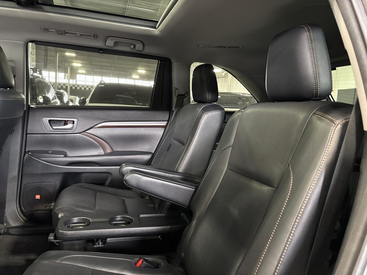 2016 Toyota Highlander Limited AWD|NAV|JBLAUDIO|V6|7PASS|LEATHER|BACKCAM| Photo