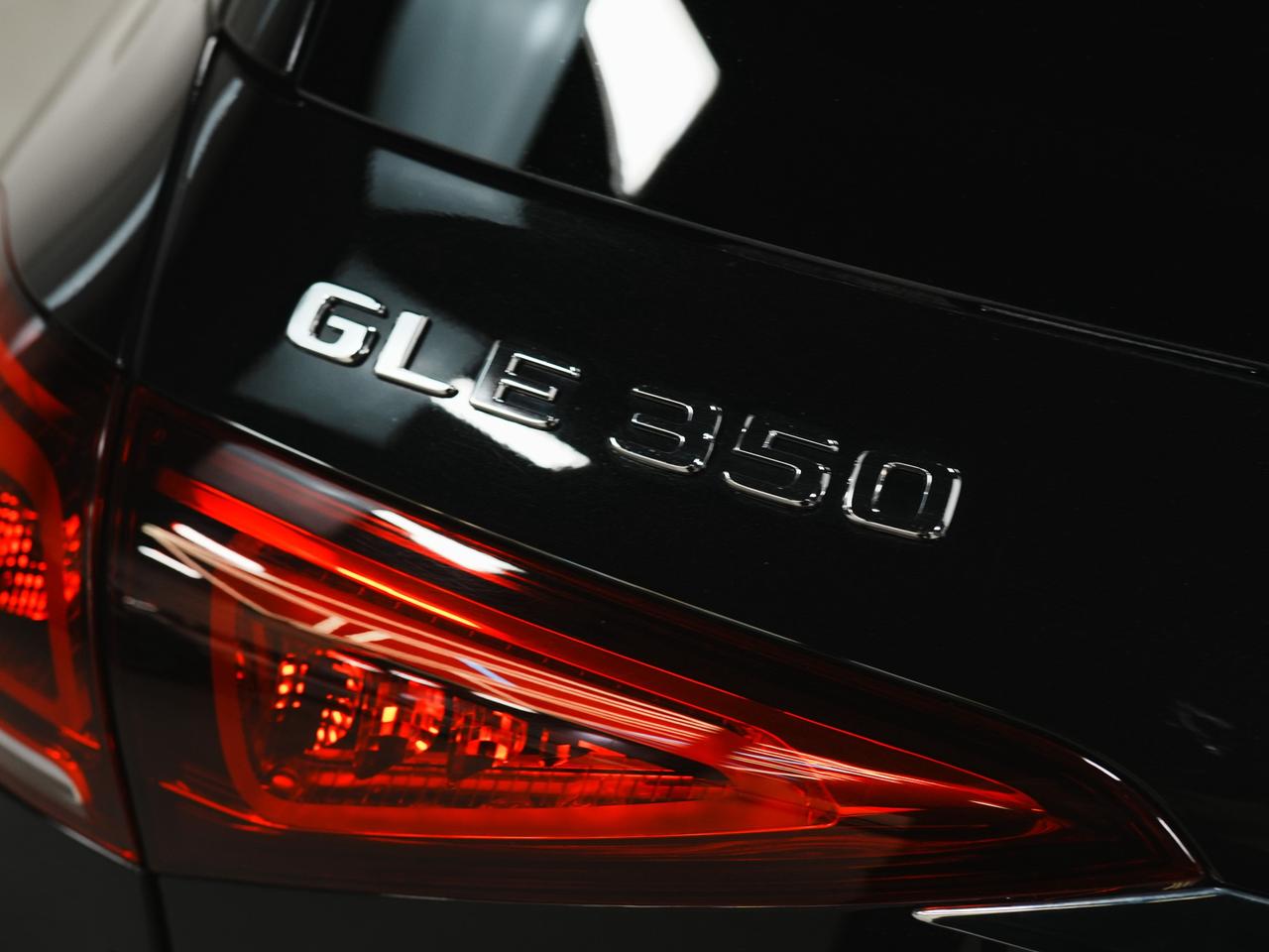 2021 Mercedes-Benz GLE 350 | AMG PKG | PREMIUM PKG | HUD | 20 IN Photo