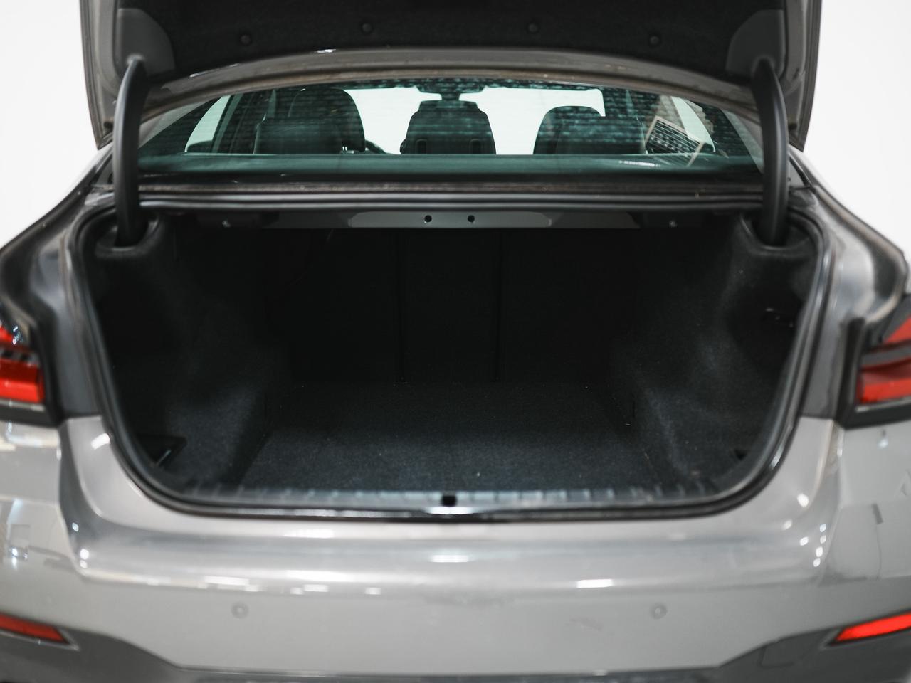 2022 BMW 5 Series M550I | XDRIVE | M-SPORT | HARMAN KARDON | 20 IN Photo