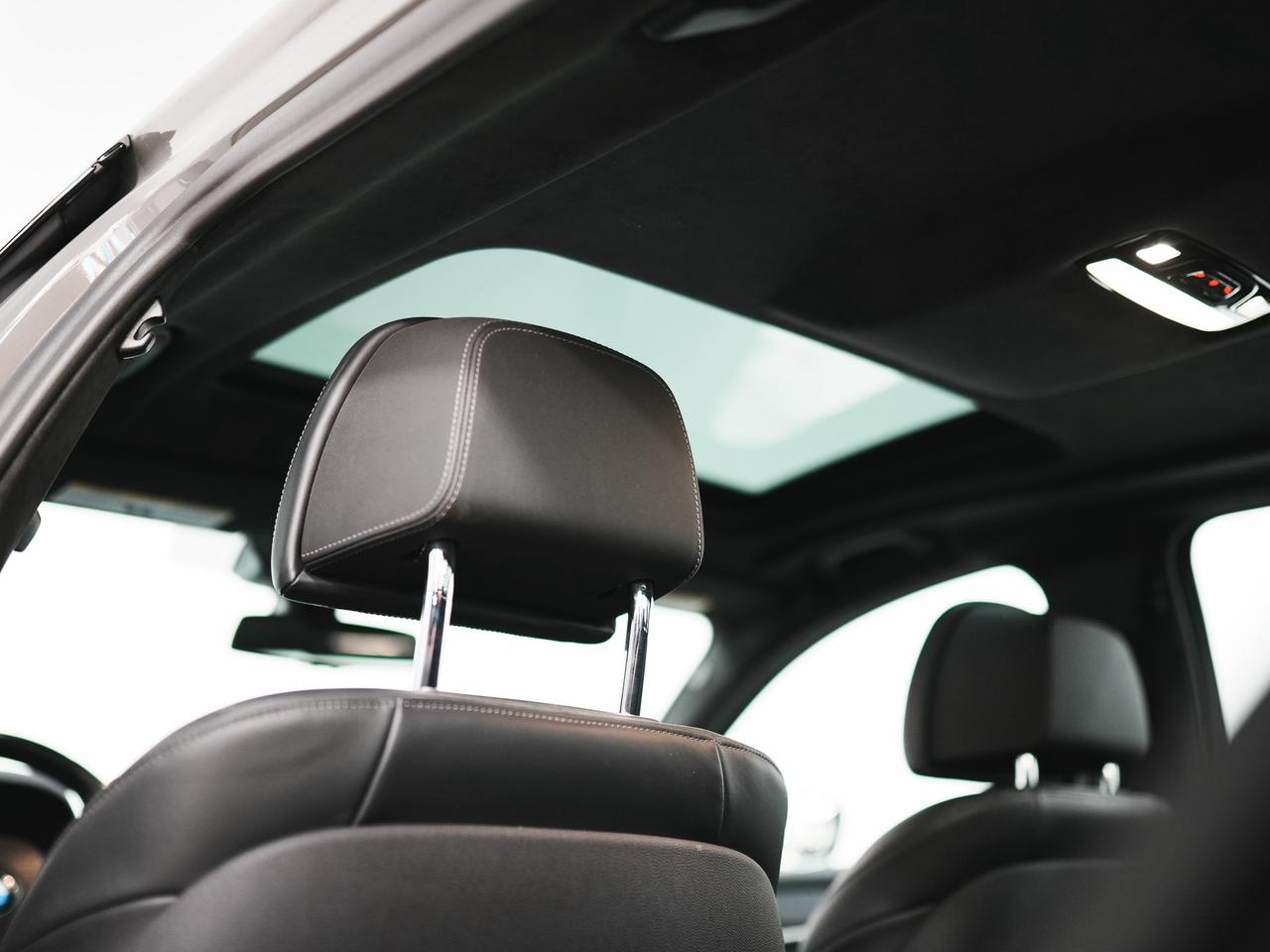 2022 BMW 5 Series M550I | XDRIVE | M-SPORT | HARMAN KARDON | 20 IN Photo