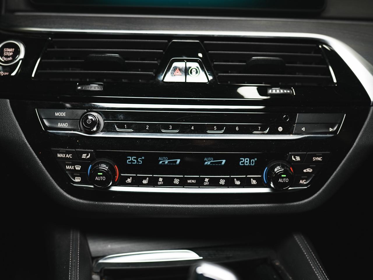 2022 BMW 5 Series M550I | XDRIVE | M-SPORT | HARMAN KARDON | 20 IN Photo